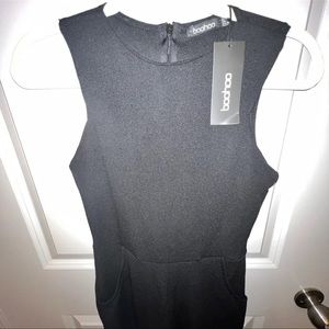 Black Boohoo jumpsuit size 6